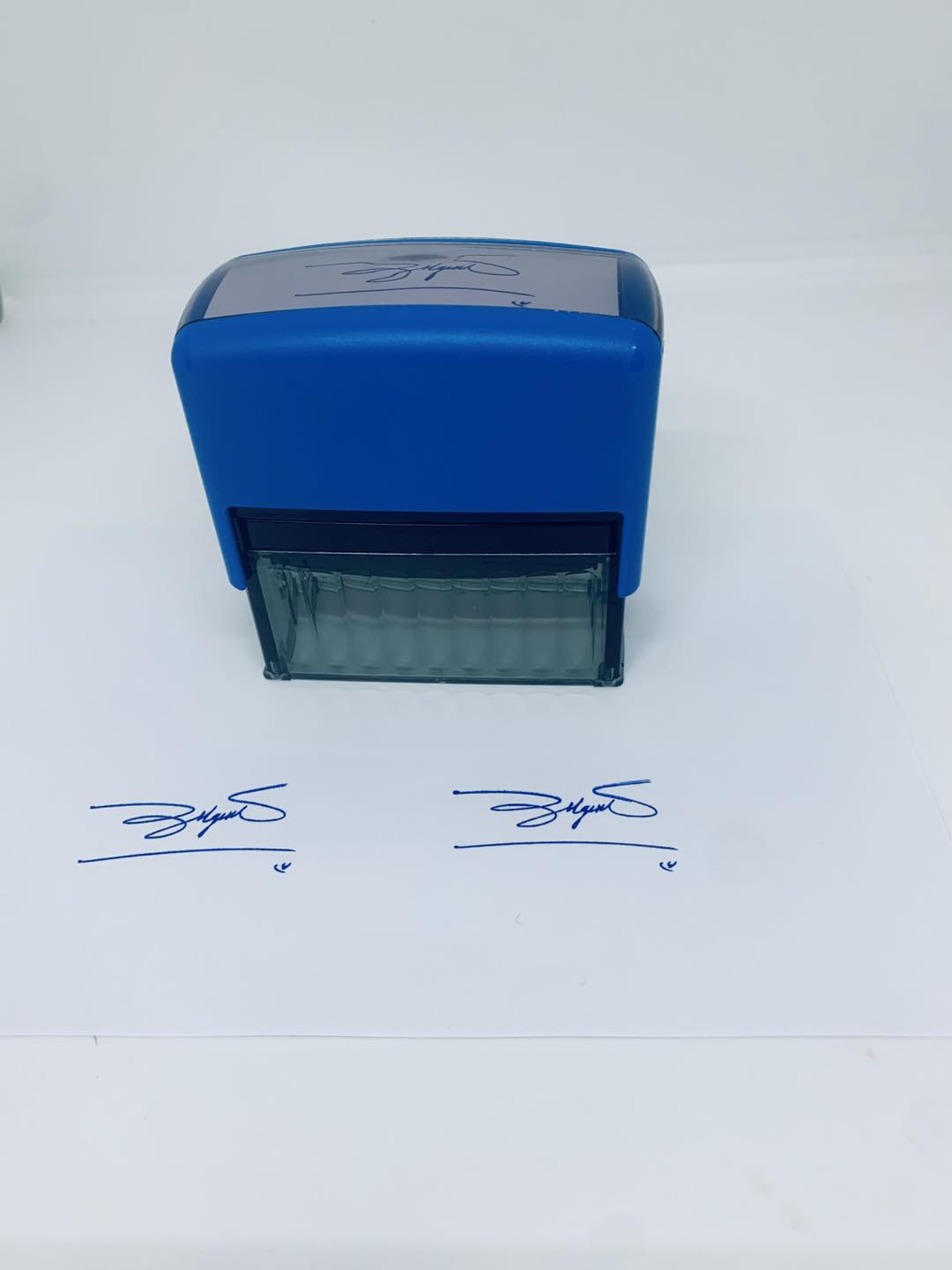 Con dấu chữ ký là gì? Vai trò, giới hạn sử dụng và những hiểu lầm thường gặp